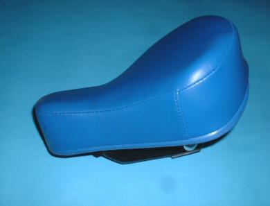 Selle adaptable Peugeot 103... bleu