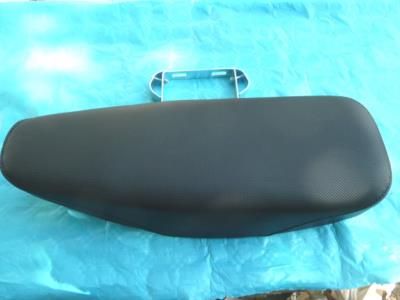 Selle biplace Motobécane 50V,51V,AV88,...(à points)