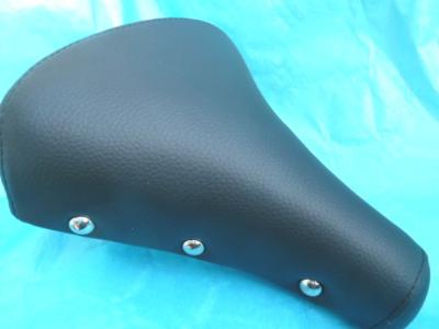 Selle cyclomoteur ancien (adaptable collier d22)